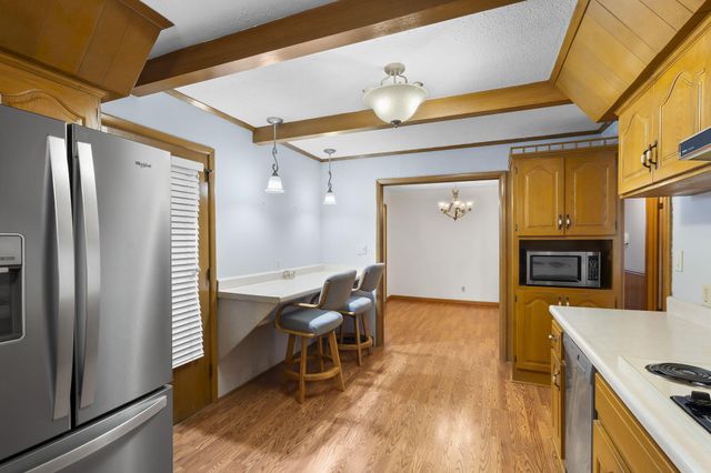 502 N Oak Grove Avenue, Springfield, MO 65802