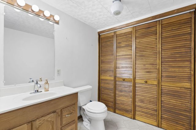 502 N Oak Grove Avenue, Springfield, MO 65802