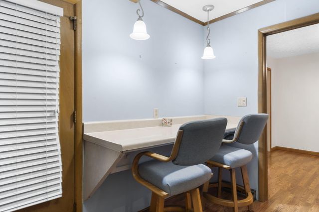 502 N Oak Grove Avenue, Springfield, MO 65802