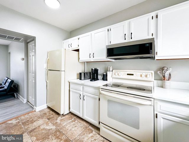 2859 DENVER ST SE, Washington, DC 20020