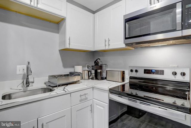 2859 DENVER ST SE, Washington, DC 20020