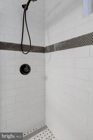 2859 DENVER ST SE, Washington, DC 20020