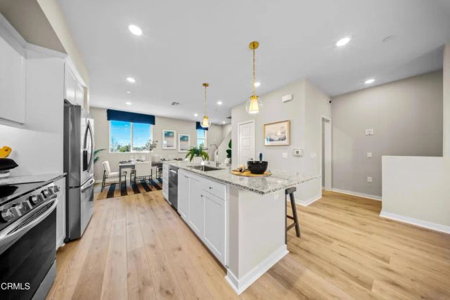 2860 Via Monte Mar, Camarillo, CA 93012