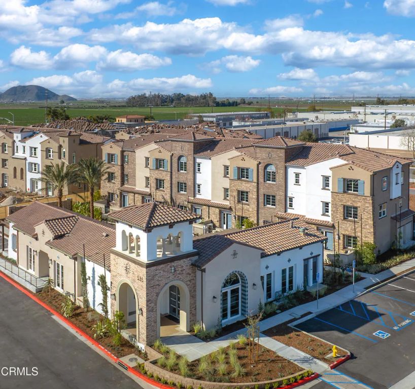 2860 Via Monte Mar, Camarillo, CA 93012