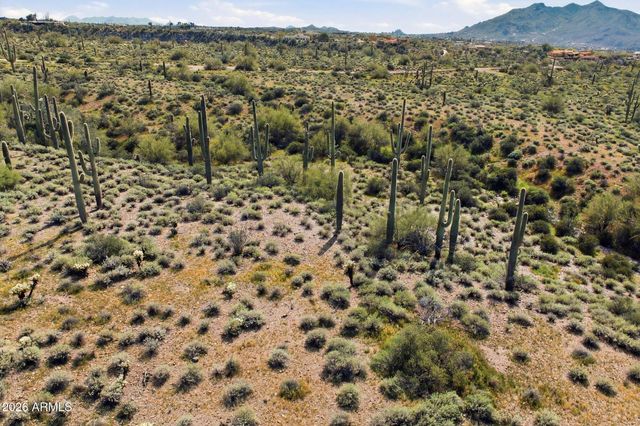 7500 E HIGHLAND Road -, Cave Creek, AZ 85331