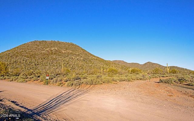 7500 E HIGHLAND Road -, Cave Creek, AZ 85331