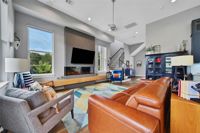 9847 Mocking Bird Hill Lane, Houston, TX 77080