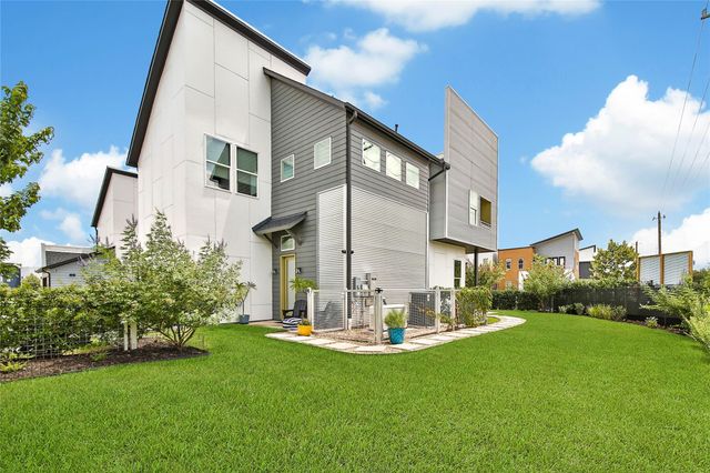 9847 Mocking Bird Hill Lane, Houston, TX 77080
