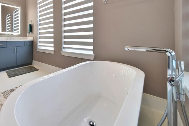 9847 Mocking Bird Hill Lane, Houston, TX 77080