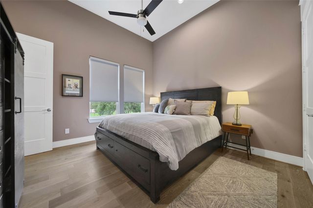 9847 Mocking Bird Hill Lane, Houston, TX 77080