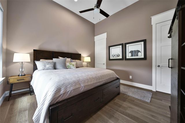 9847 Mocking Bird Hill Lane, Houston, TX 77080