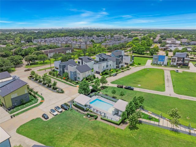 9847 Mocking Bird Hill Lane, Houston, TX 77080