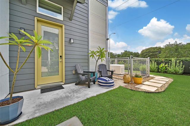 9847 Mocking Bird Hill Lane, Houston, TX 77080