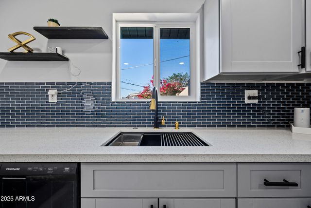 3347 E PALM Lane, Phoenix, AZ 85008