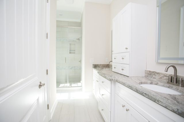 129 Charles Towne Ln., Murrells Inlet, SC 29576