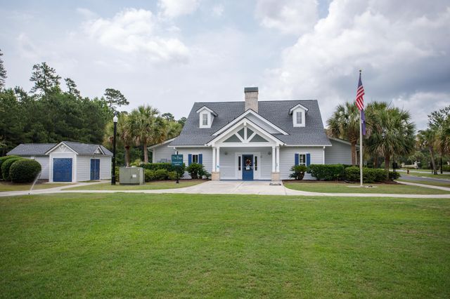 129 Charles Towne Ln., Murrells Inlet, SC 29576
