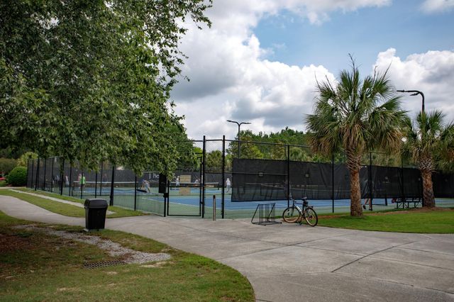129 Charles Towne Ln., Murrells Inlet, SC 29576