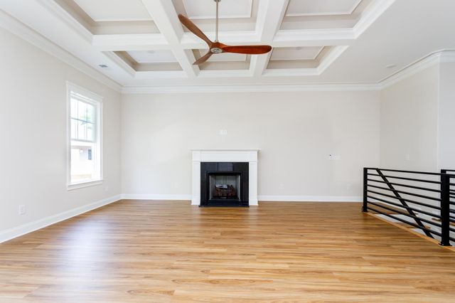 129 Charles Towne Ln., Murrells Inlet, SC 29576