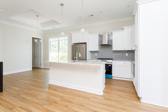 129 Charles Towne Ln., Murrells Inlet, SC 29576