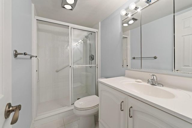 7 Westwood Avenue 104-C, Tequesta, FL 33469