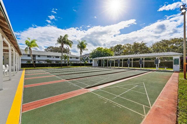 7 Westwood Avenue 104-C, Tequesta, FL 33469