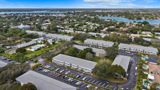 7 Westwood Avenue 104-C, Tequesta, FL 33469