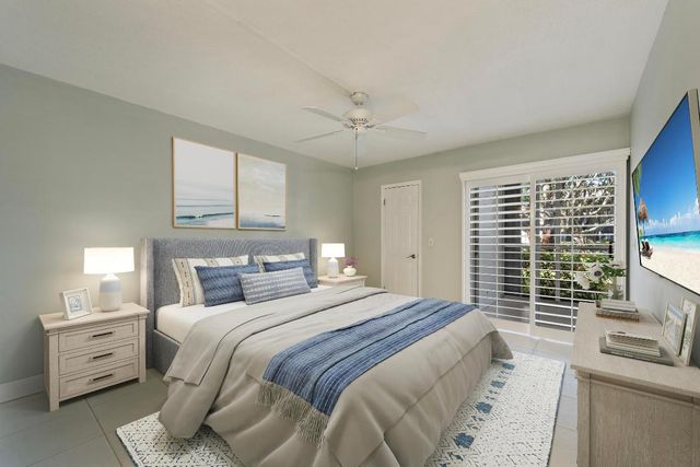 7 Westwood Avenue 104-C, Tequesta, FL 33469