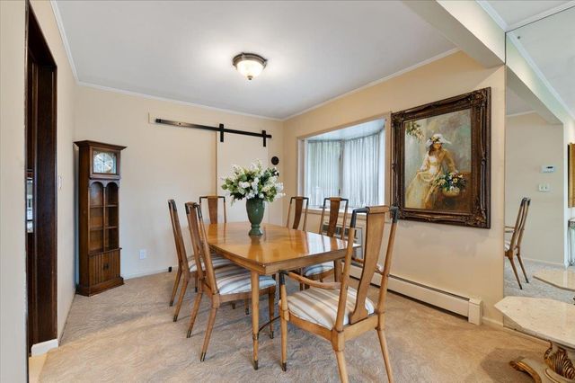 425 N Queens Avenue, Massapequa, NY 11758