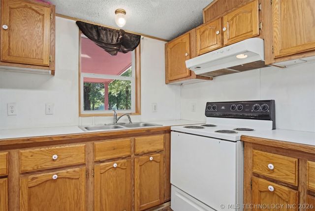 3305 Keystone Loop, Mannford, OK 74044