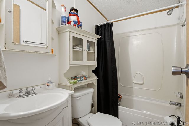 3305 Keystone Loop, Mannford, OK 74044