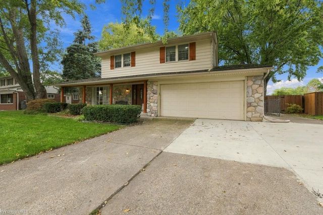 39948 Twenlow Drive, Clinton Twp, MI 48038