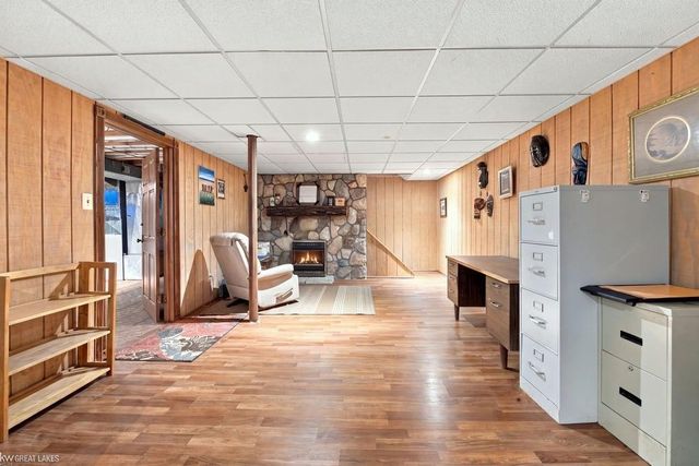 39948 Twenlow Drive, Clinton Twp, MI 48038
