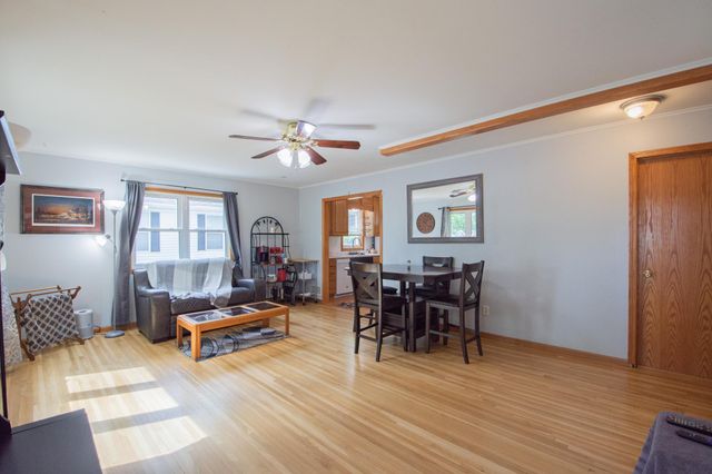 805 13th Street N, Moorhead, MN 56560