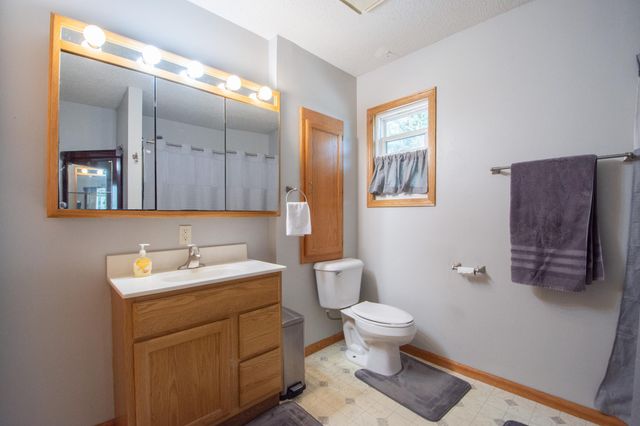 805 13th Street N, Moorhead, MN 56560