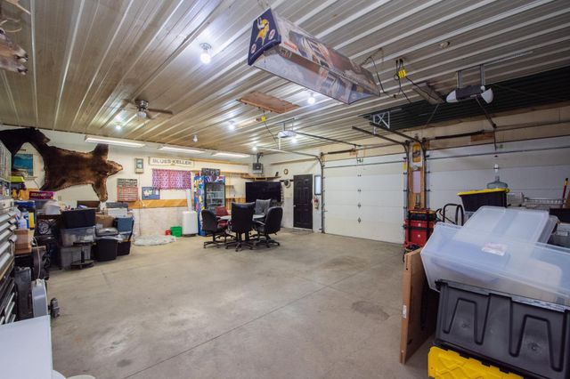 805 13th Street N, Moorhead, MN 56560