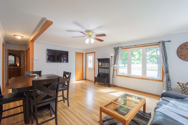 805 13th Street N, Moorhead, MN 56560