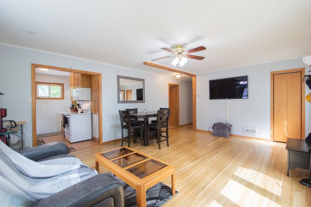 805 13th Street N, Moorhead, MN 56560