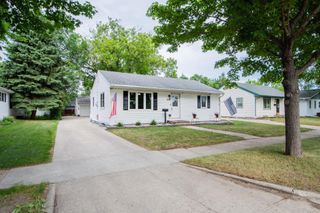 805 13th Street N, Moorhead, MN 56560