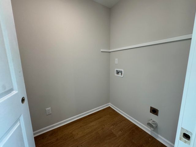309 S Hampton Street, Pinewood, SC 29125