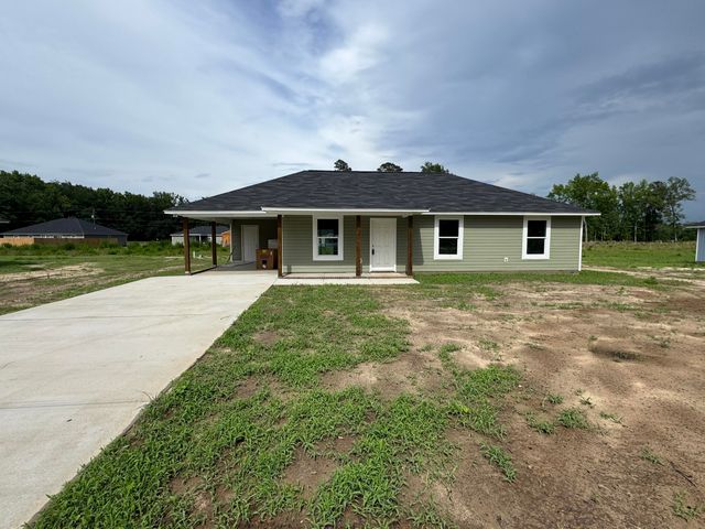 309 S Hampton Street, Pinewood, SC 29125