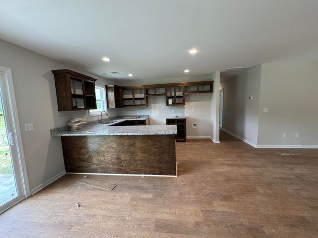 309 S Hampton Street, Pinewood, SC 29125