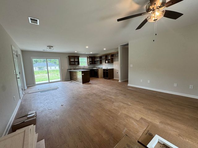 309 S Hampton Street, Pinewood, SC 29125