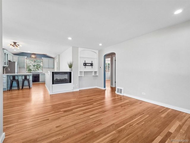 1660 S Cook St, Denver, CO 80210