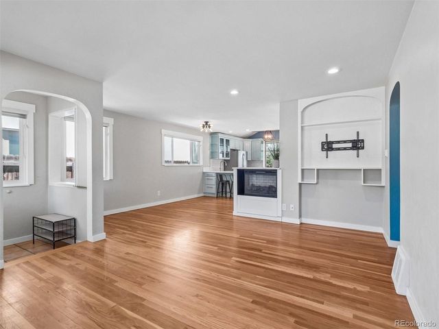 1660 S Cook St, Denver, CO 80210