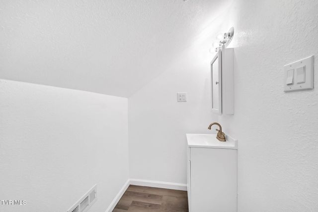 1227 Shelby Street, Bristol, TN 37620