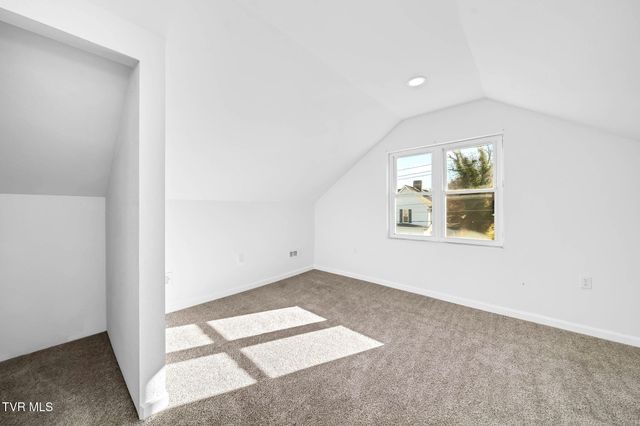 1227 Shelby Street, Bristol, TN 37620