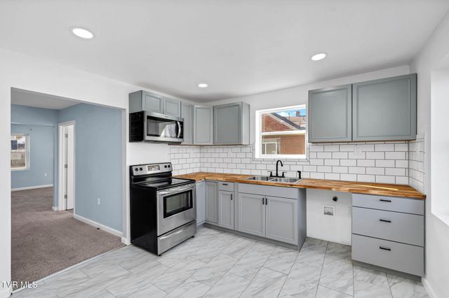 1227 Shelby Street, Bristol, TN 37620