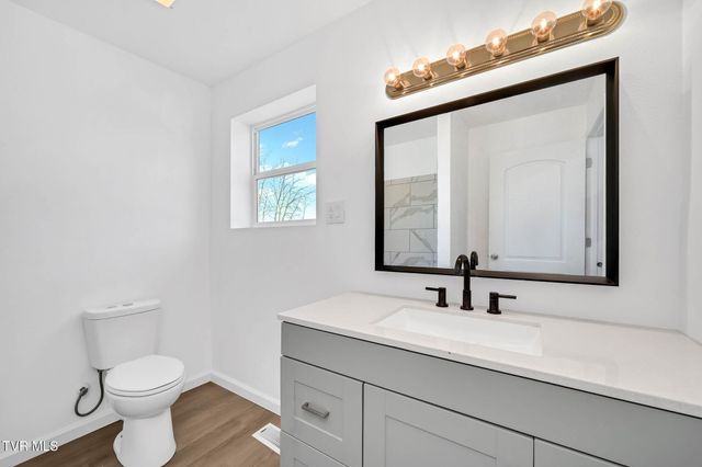 1227 Shelby Street, Bristol, TN 37620