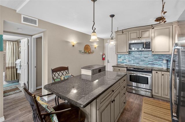 14810 Windward Dr 221, Corpus Christi, TX 78418