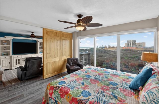 14810 Windward Dr 221, Corpus Christi, TX 78418